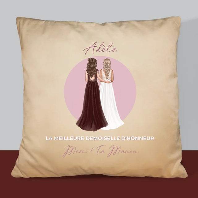 La Création Du Personnage: La Meilleure Demoiselle D'Honneur - Coussin