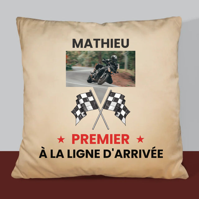 La Photo Et Un Texte: Premier À La Ligne D'Arrivée - Coussin