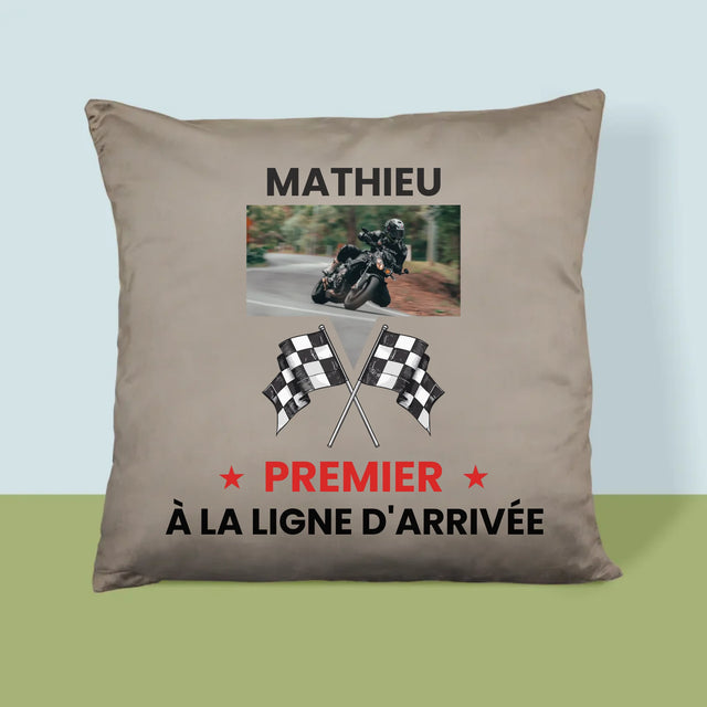 La Photo Et Un Texte: Premier À La Ligne D'Arrivée - Coussin