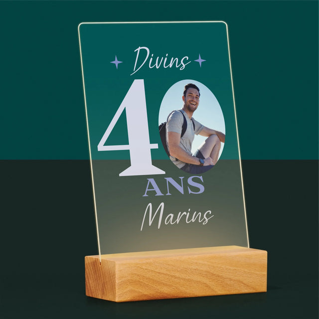 La Photo Et Un Texte: Divin 40 Ans - Impression Sur Verre Acrylique