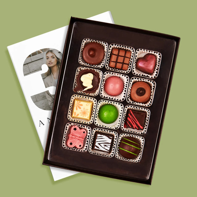 Collage Photo De Lettre: 30E Anniversaire Et Texte En Bas - Pralines