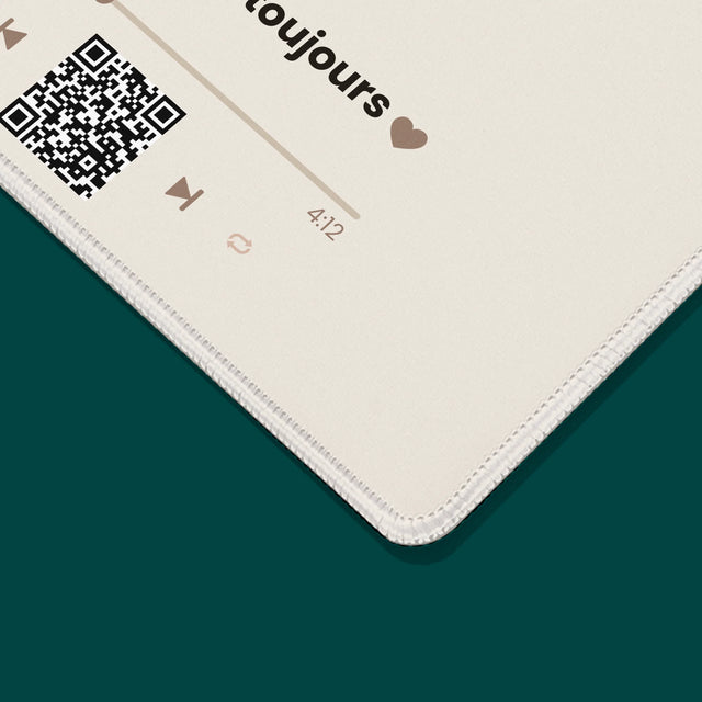La Photo Et Un Texte: Notre Chanson Cœur Code Qr - Tapis De Souris