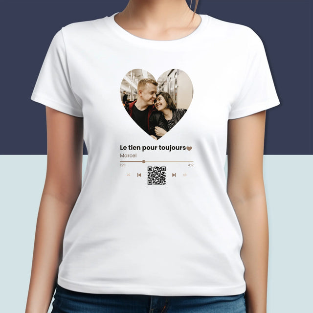 La Photo Et Un Texte: Notre Chanson Cœur Code Qr - T-Shirt Pour Femmes