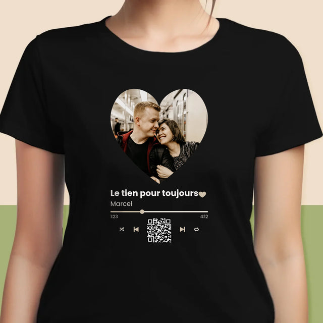 La Photo Et Un Texte: Notre Chanson Cœur Code Qr - T-Shirt Pour Femmes