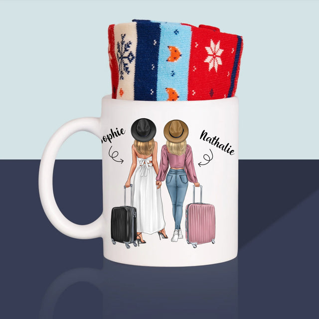 La Création Du Personnage: Amies Voyageuses - Chaussettes D'Hiver Dans Une Tasse
