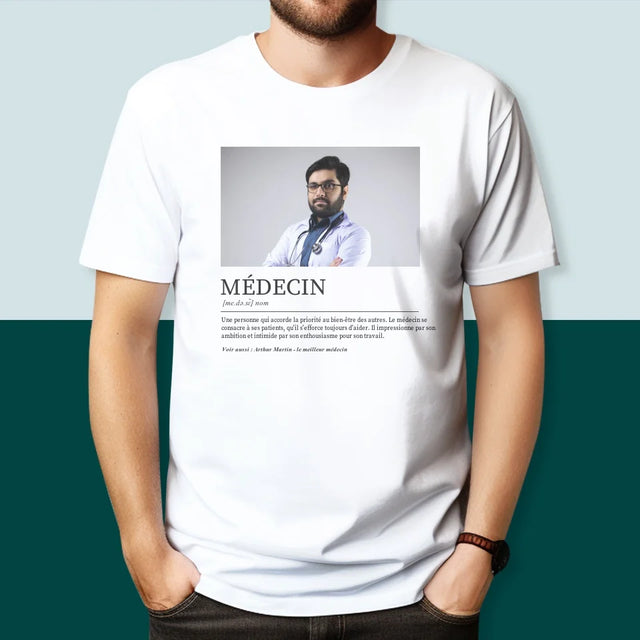 La Photo Et Un Texte: Médecin Définition - T-Shirt Pour Hommes