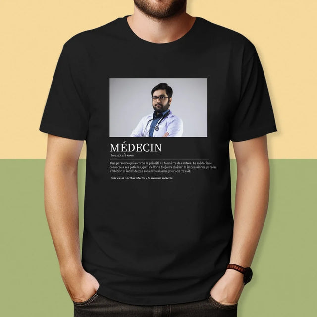 La Photo Et Un Texte: Médecin Définition - T-Shirt Pour Hommes