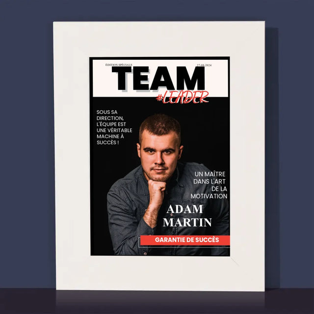 La Couverture De Magazine: Team Leader - Cadre Photo