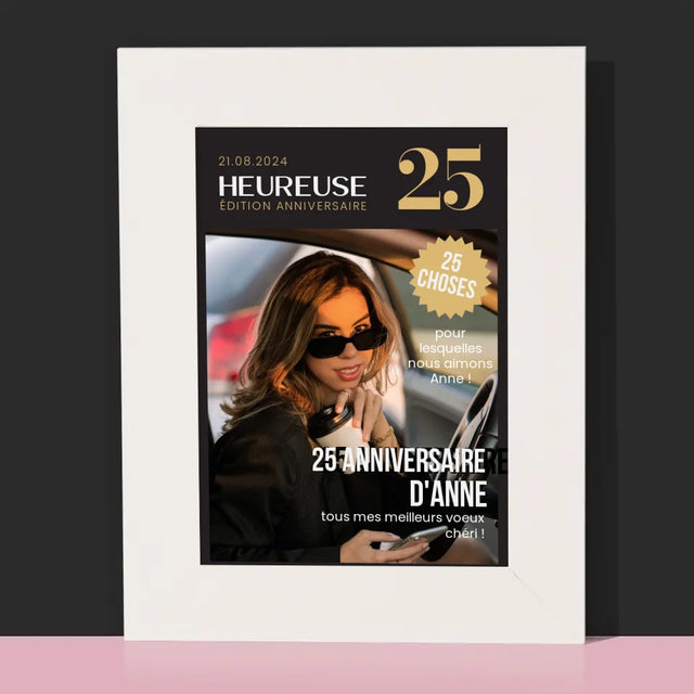 La Couverture De Magazine: Heureuse 25 - Cadre Photo