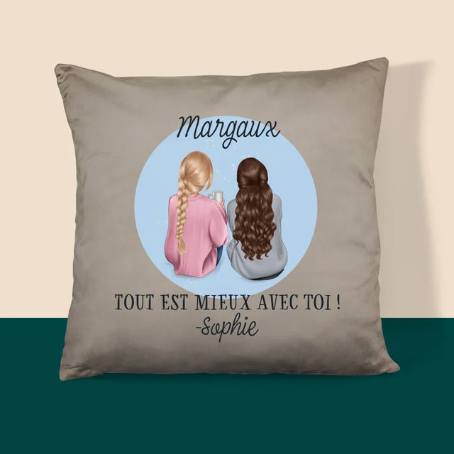 La Création Du Personnage: Les Amies - Coussin