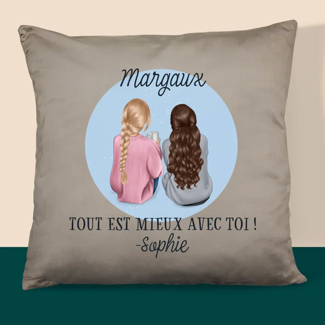 La Création Du Personnage: Les Amies - Coussin