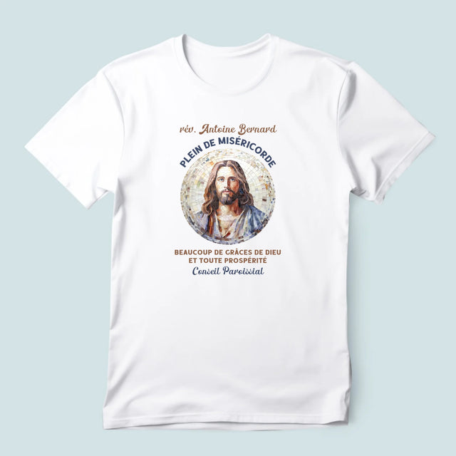 Le Prénom Et Un Texte: Un Prêtre Plein De Miséricorde - T-Shirt Pour Hommes
