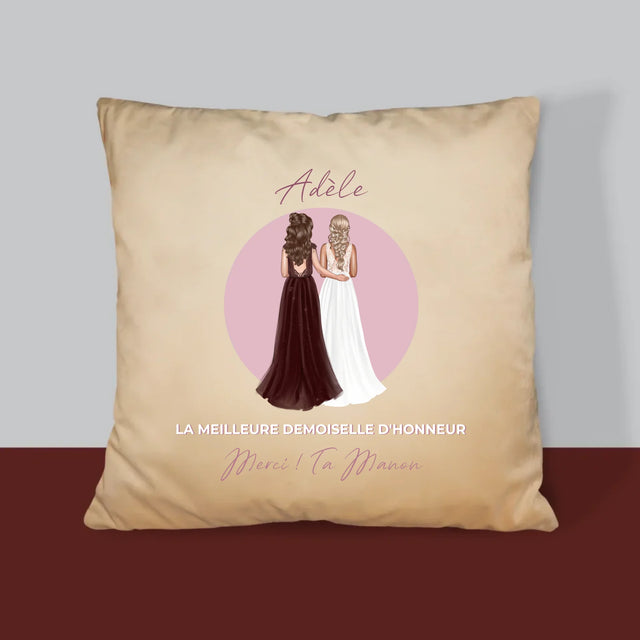 La Création Du Personnage: La Meilleure Demoiselle D'Honneur - Coussin 
