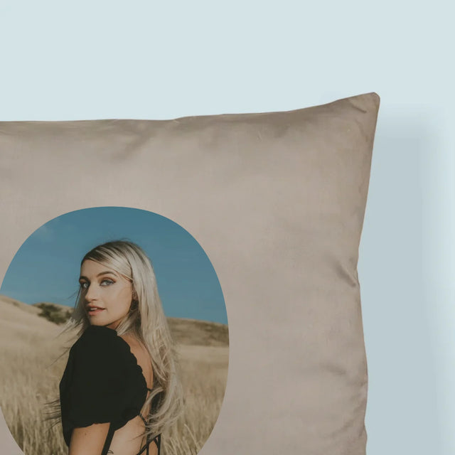 Collage Photo De Lettre: 30E Anniversaire Et Texte En Bas - Coussin 