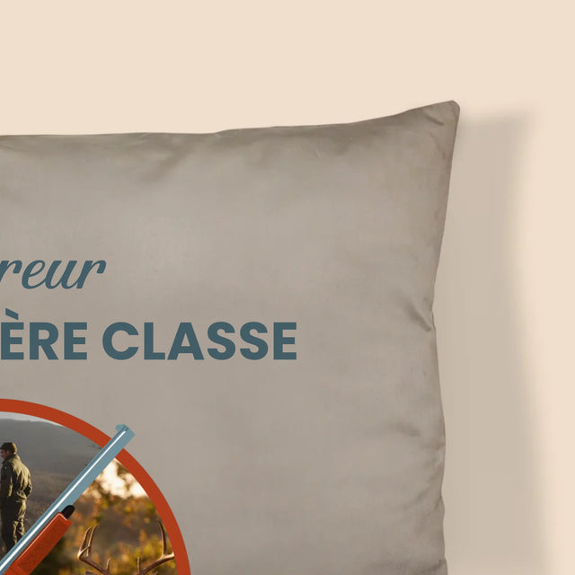 Le Collage Photo: Un Tireur De La Première Classe - Coussin 