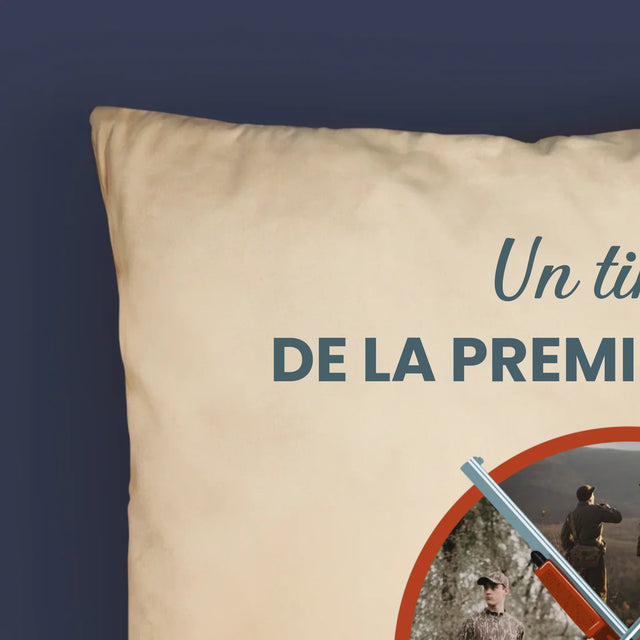 Le Collage Photo: Un Tireur De La Première Classe - Coussin 