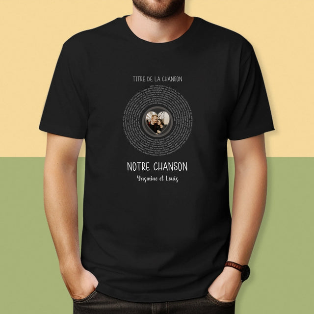 La Photo Et Un Texte: Notre Chanson Avec Les Paroles - T-Shirt Pour Hommes