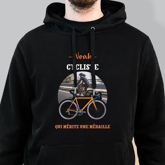 La Photo Et Un Texte: Cycliste Qui Mérite Une Médaille - Sweat À Capuche Pour Hommes