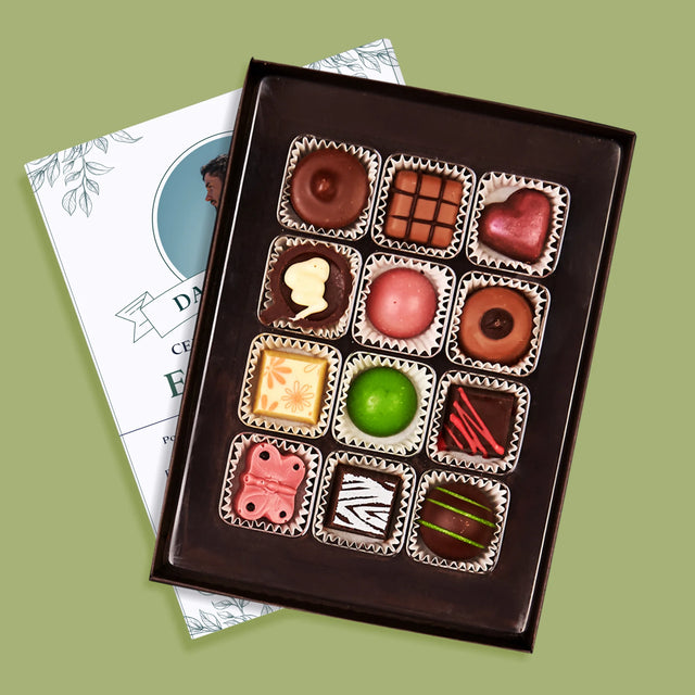 La Photo Et Un Texte: Le Certificat Du Meilleur Enseignant - Pralines