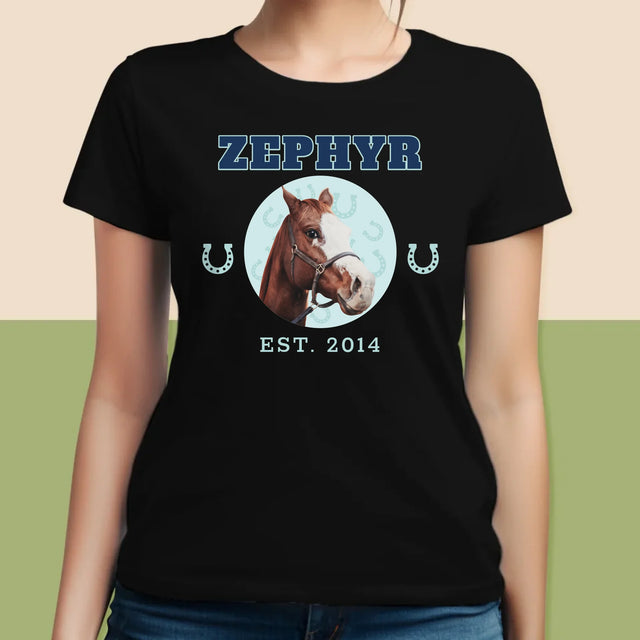 Ton Personnage: Ton Cheval Varsity - T-Shirt Pour Femmes