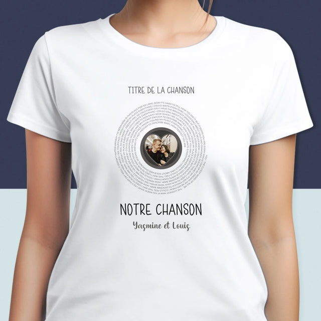 La Photo Et Un Texte: Notre Chanson Avec Les Paroles - T-Shirt Pour Femmes