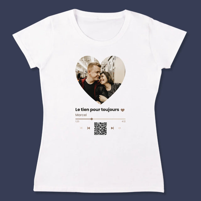La Photo Et Un Texte: Notre Chanson Cœur Code Qr - T-Shirt Pour Femmes