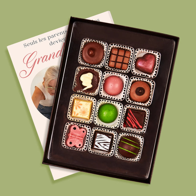 Le Collage Photo: Les Parents Formidables Deviennent Grands-Parents - Pralines