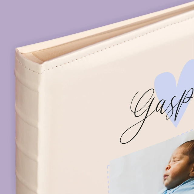 L'Acte De Naissance De L'Enfant: Métrique, Un Petit-Coeur, Un Garçon - Album De Photos