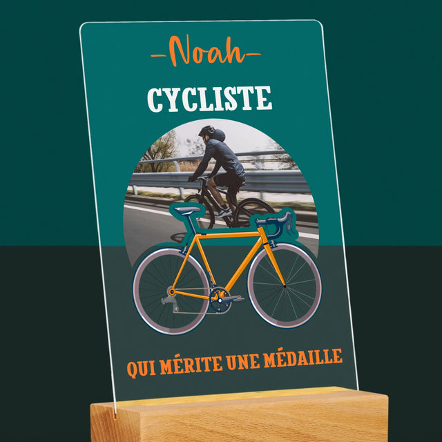 La Photo Et Un Texte: Cycliste Qui Mérite Une Médaille - Impression Sur Verre Acrylique 