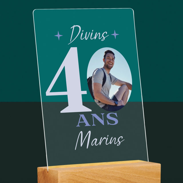 La Photo Et Un Texte: Divin 40 Ans - Impression Sur Verre Acrylique 